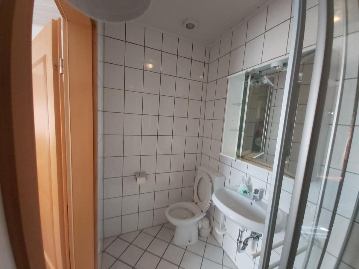 Schwarze Adler Hotell Streitberg Exteriör bild