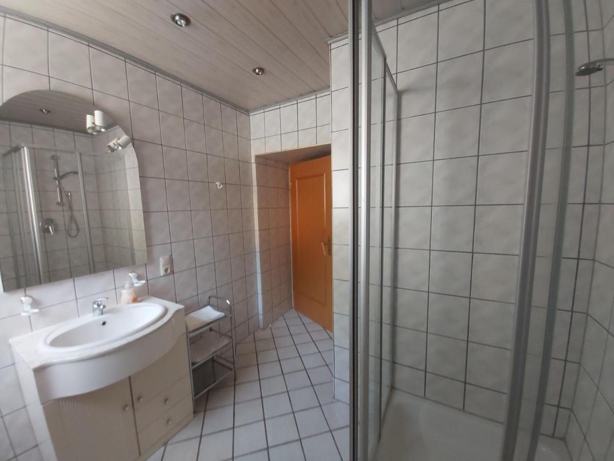 Schwarze Adler Hotell Streitberg Exteriör bild