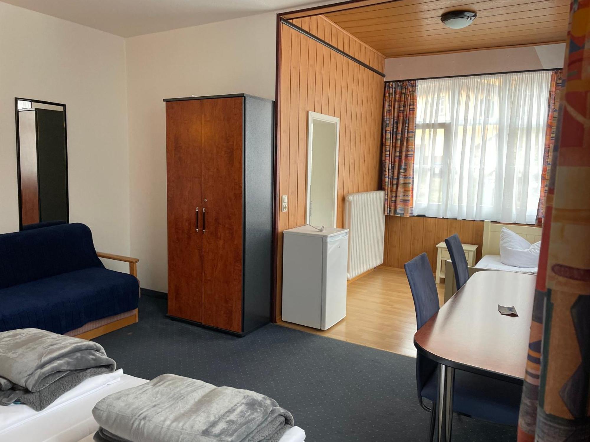 Schwarze Adler Hotell Streitberg Exteriör bild